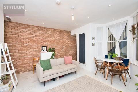 2 bedroom flat to rent, Glenarm Road, Off Chatsworth Road, Lower Clapton, Hackney, London, E5