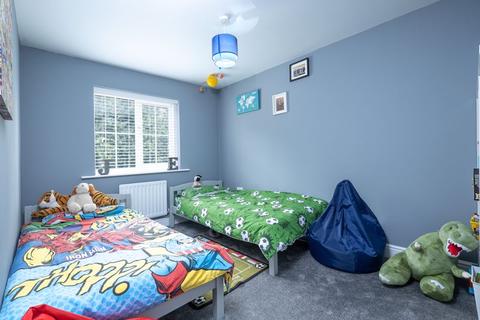20 Farmstead Close, Sutton Coldfield, B75 5UG