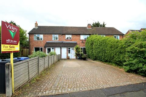 16 Barnes Road, Frimley, Camberley, GU16 8BZ