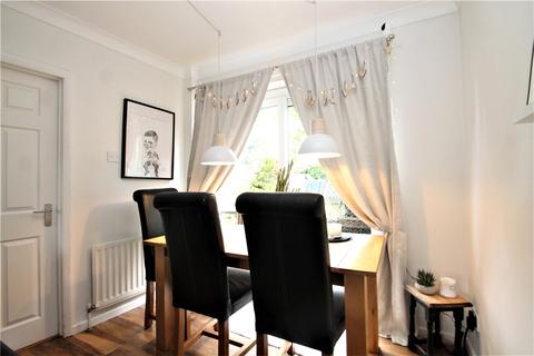 16 Barnes Road, Frimley, Camberley, GU16 8BZ
