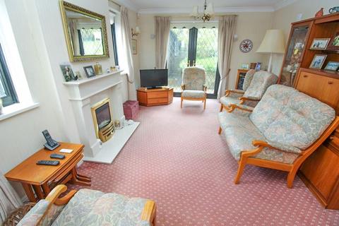 5 Moray Close, Ramsbottom, Bury, BL0 9YS