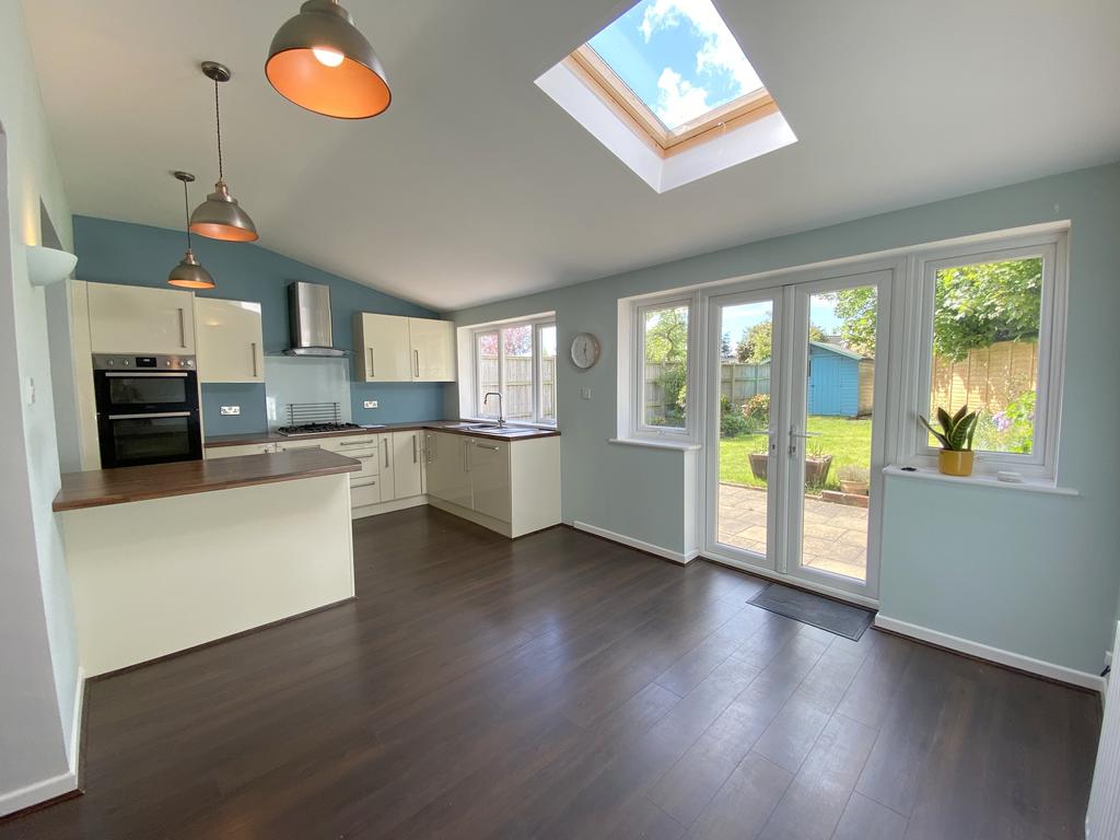 Parley Road, Moordown, Bournemouth 3 bed house £1,550 pcm (£358 pw)