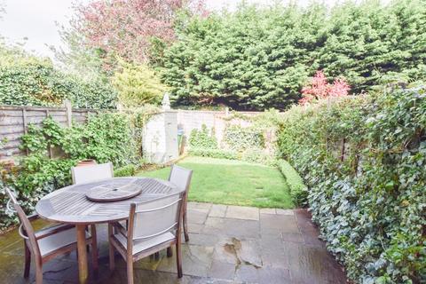 10b Parkside, Halstead, Sevenoaks, TN14 7HA