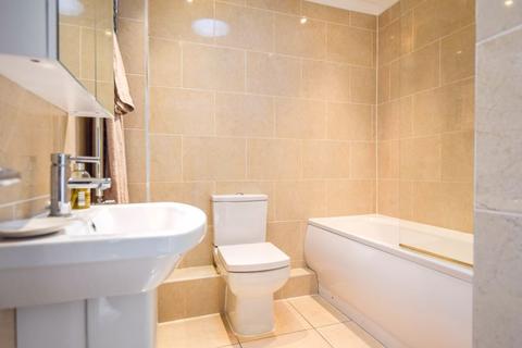 10b Parkside, Halstead, Sevenoaks, TN14 7HA