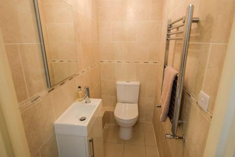 10b Parkside, Halstead, Sevenoaks, TN14 7HA