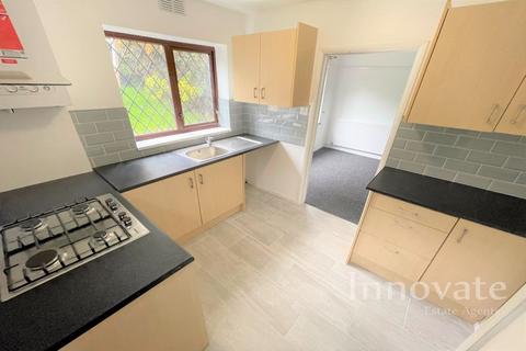 2 bedroom end of terrace house to rent, Oldacre Road, Oldbury B68