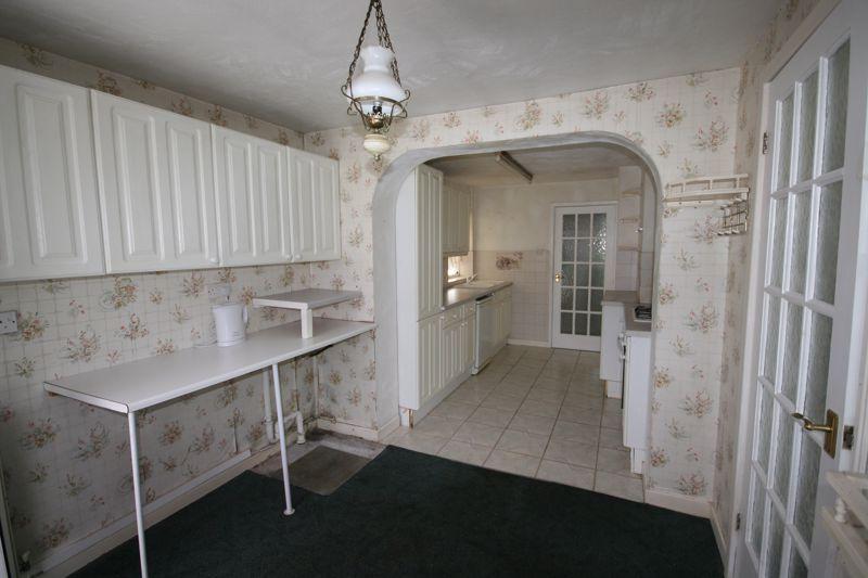 Mayfield Drive, Hucclecote, Gloucester 2 bed semidetached bungalow £
