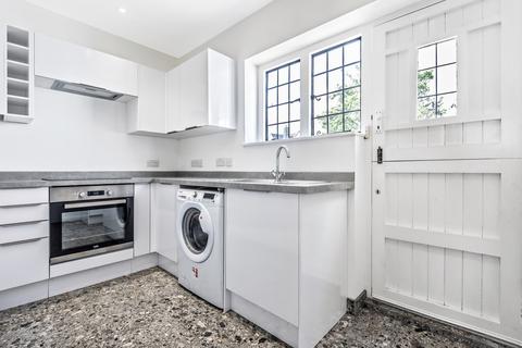 12 Downman Road, London, SE9 6RD