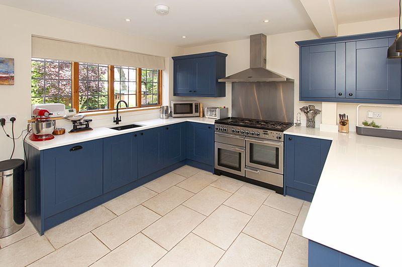 CASTLECROFT, Castlecroft Gardens 3 bed detached house £525,000