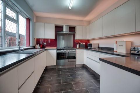 5 Valley View Drive, Scunthorpe, DN16 3SG