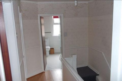 3 bedroom terraced house to rent, Smithdown L15