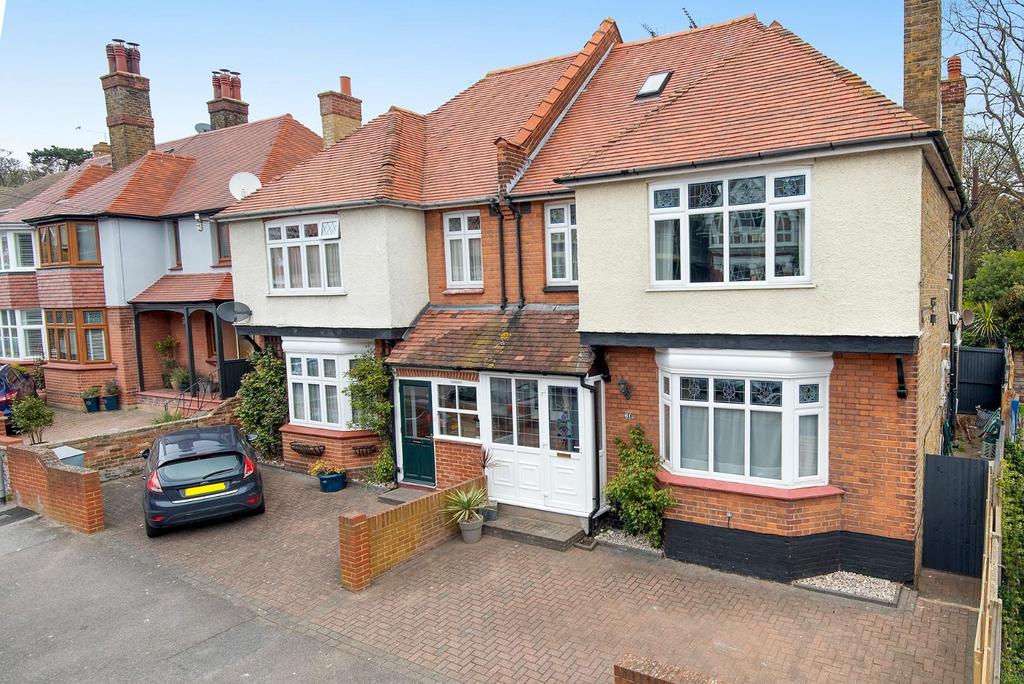 House For Sale Pierremont Avenue Broadstairs at Karen Concannon blog