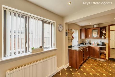 22 Cheadle Road, Blythe Bridge, Stoke-on-trent, ST11 9PW