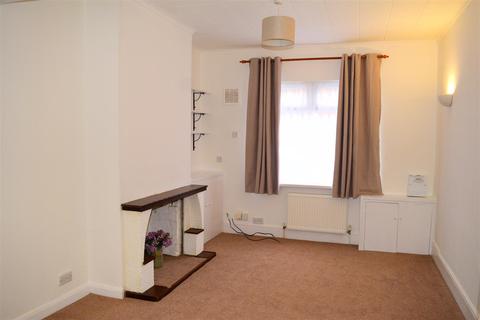 67 Abbey Road, Northampton, NN4 8EY