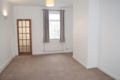 67 Abbey Road, Northampton, NN4 8EY