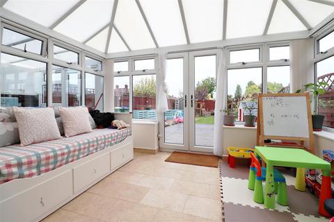 48 Haslemere Road, Bexleyheath, DA7 4NQ