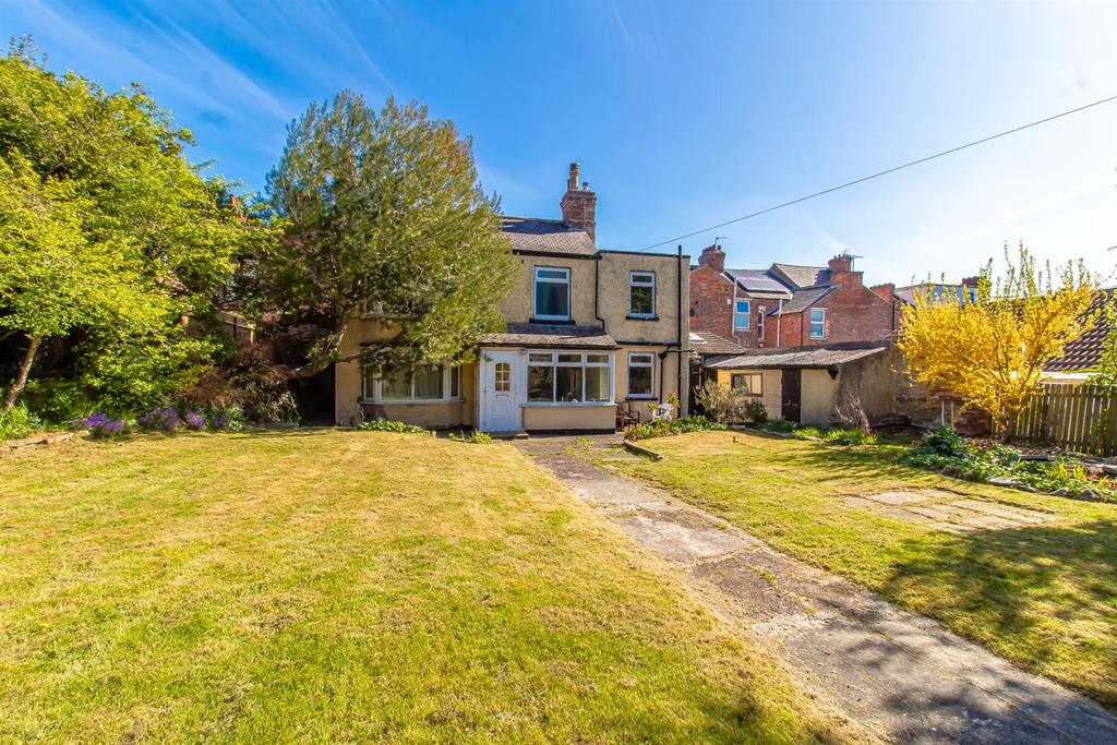 Durham Avenue, Sneinton, Nottingham 2 bed detached house for sale £