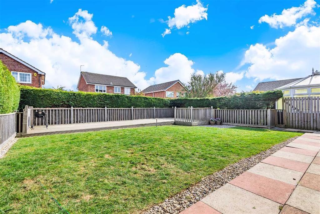 Masham Close, Harrogate, North Yorkshire 3 bed detached house £385,000