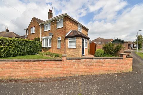 62 Cranbrook Drive, Luton, LU3 3EW