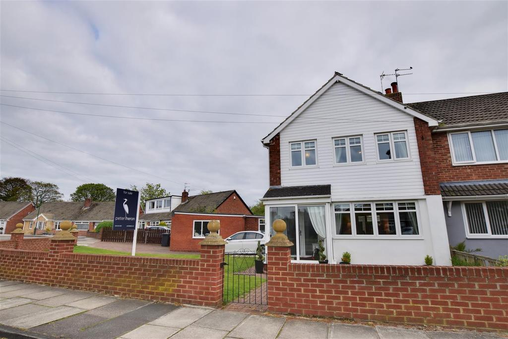 East Boldon Road, Cleadon, Sunderland 3 bed semidetached house £299,950