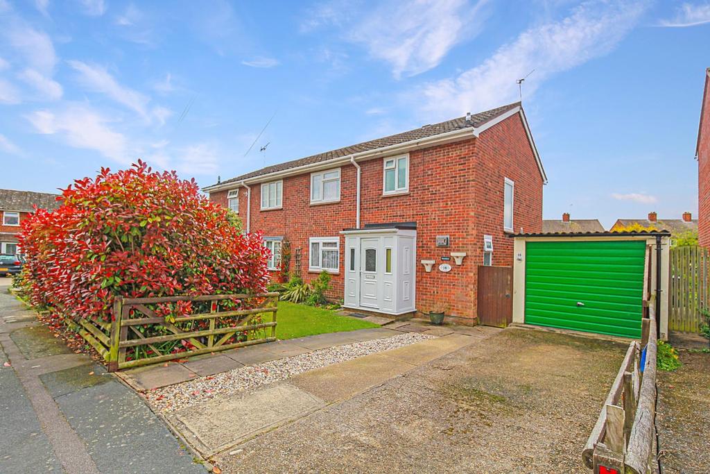 Mumford Close West Bergholt 3 Bed Semi Detached House £325 000