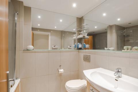 146 The Water Gardens, London, W2 2DE