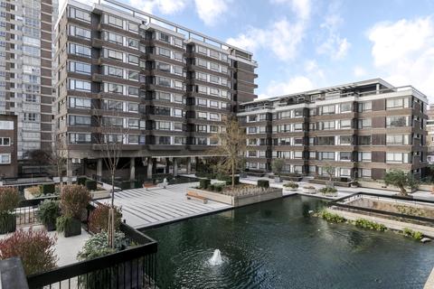 146 The Water Gardens, London, W2 2DE