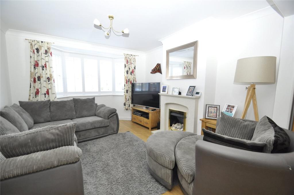 Chantry Road, Gosport, Hampshire, PO12 3 bed semidetached house £250,000