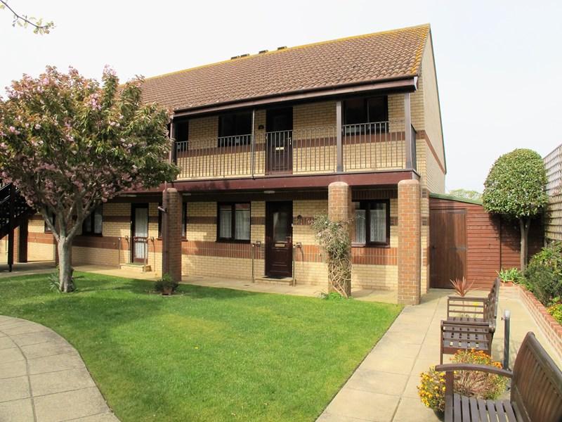 Berkeley Court, 25 Elmore Road, LeeOnTheSolent, Hampshire, PO13 1