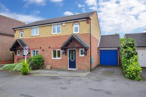 6 Alder Close, Laindon, Basildon, SS15 4AA