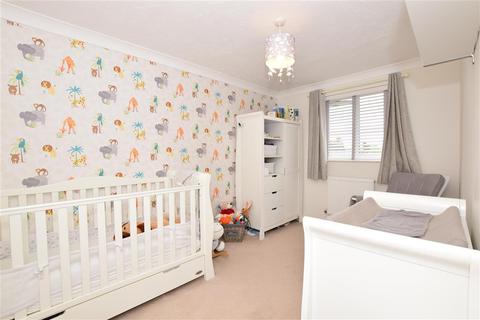 6 Alder Close, Laindon, Basildon, SS15 4AA