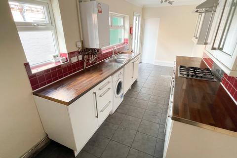 3 bedroom terraced house to rent, Abbot Street, Lincoln, LN5