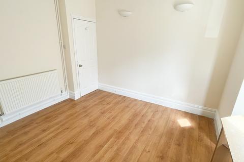 3 bedroom terraced house to rent, Abbot Street, Lincoln, LN5