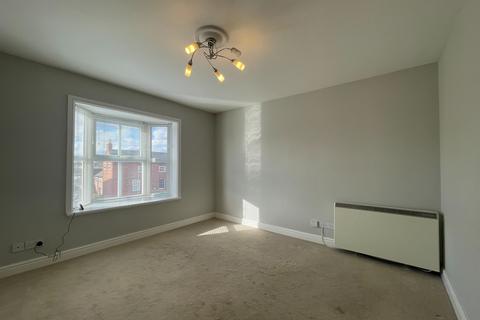 2 bedroom flat to rent, High Street, Lincoln, LN5