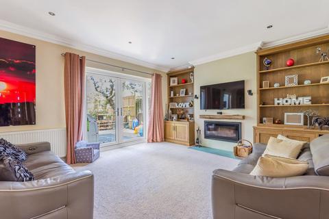 11 Aycliffe Close, Bickley, Bromley, BR1 2LX