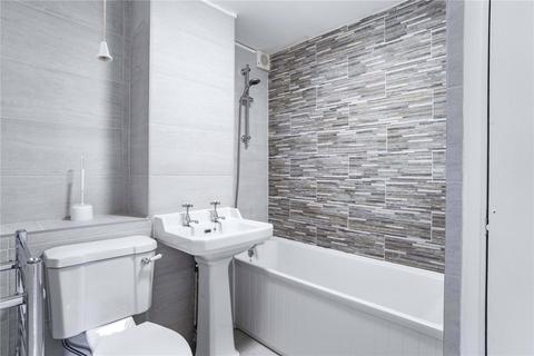 67 Edmeston Close, London, E9 5TL