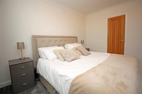 15 Spring Drive, Stevenage, SG2 8AZ
