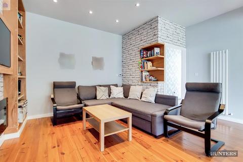 26 Tolworth Gardens, Romford, RM6 5TH