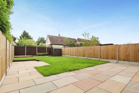 2 Brooklands Road, Riseley, Bedford, MK44 1EE
