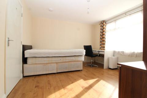 4 bedroom house to rent - Popes Lane, Ealing