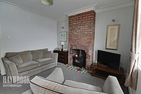 40 Aldwarke Road, Parkgate, Rotherham, S62 6BZ