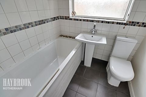 40 Aldwarke Road, Parkgate, Rotherham, S62 6BZ