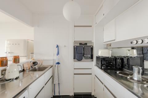 1 bedroom apartment for sale - Ben Jonson House, Barbican, London, EC2Y