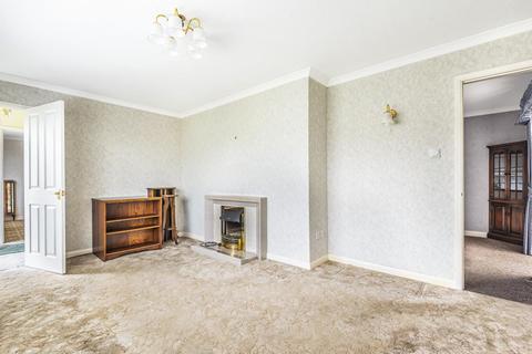 9 Holcombe Drive, Llandrindod Wells, LD1 6DN