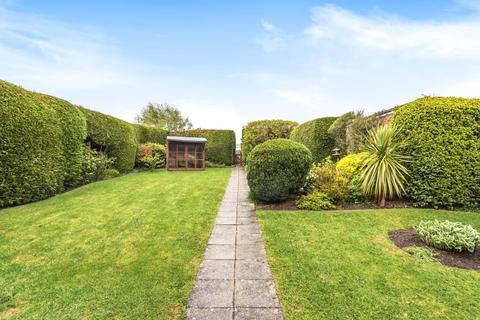 9 Holcombe Drive, Llandrindod Wells, LD1 6DN