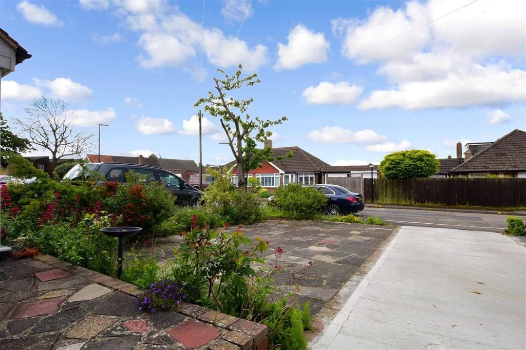 Driveway/Parking