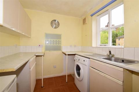 24 Chipstead Close, Sutton, SM2 6BE
