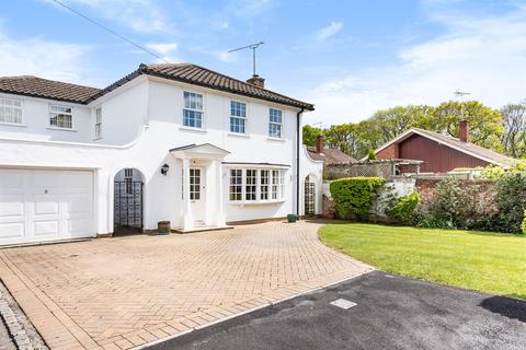 4 Aldeburgh Close, Emmer Green, Reading, RG4 8UT