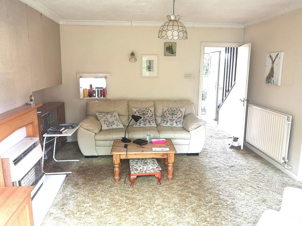 Gomer Lane, Gosport PO12 3 bed end of terrace house £240,000