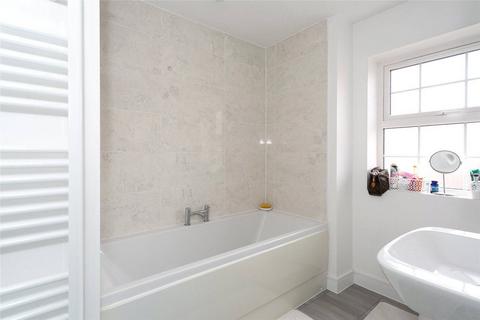 3 Griffiths Close, Bushey, WD23 3EY
